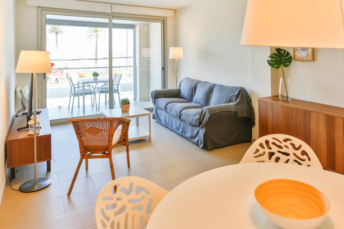 Apartaments Les Palmeres Coma-Ruga Kültér fotó